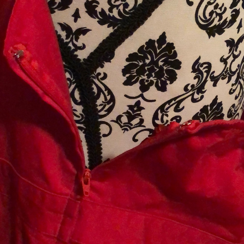 Torrid Halter Top - Picture 3 of 8